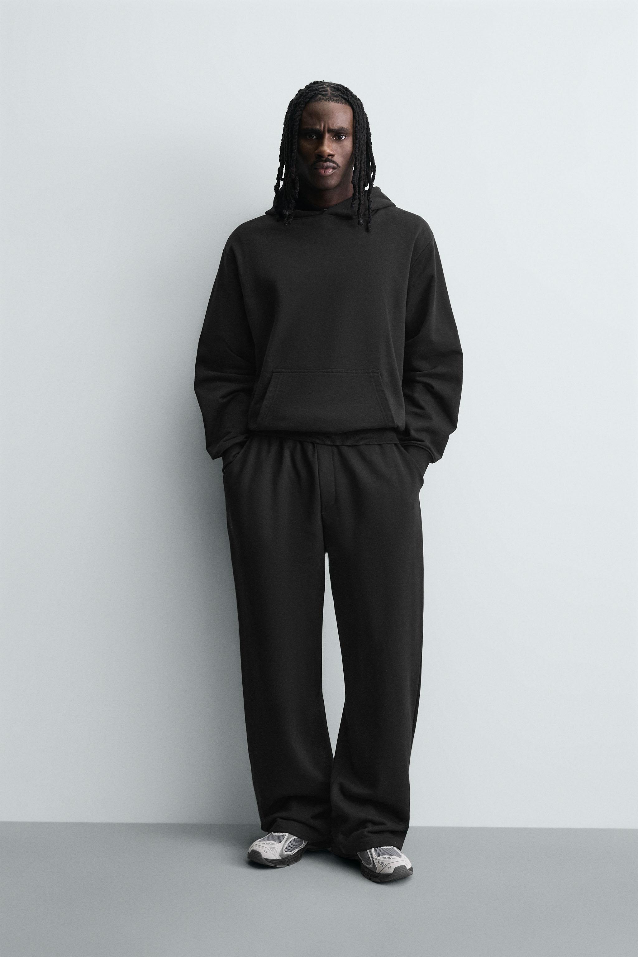 BASIC HOODIE SWEATSHIRT